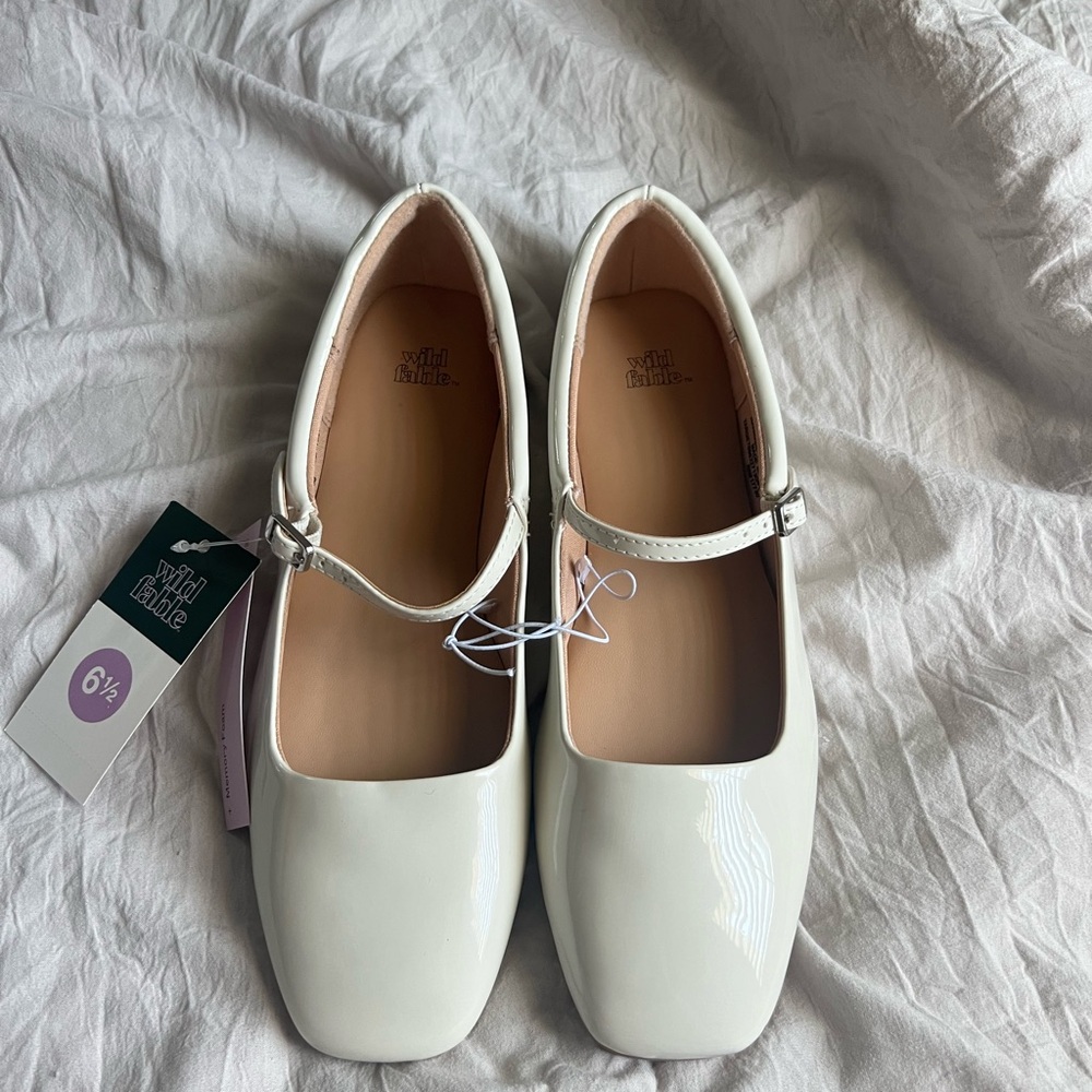 Women’s Ballet Flat with memory Foam Insole 🩰